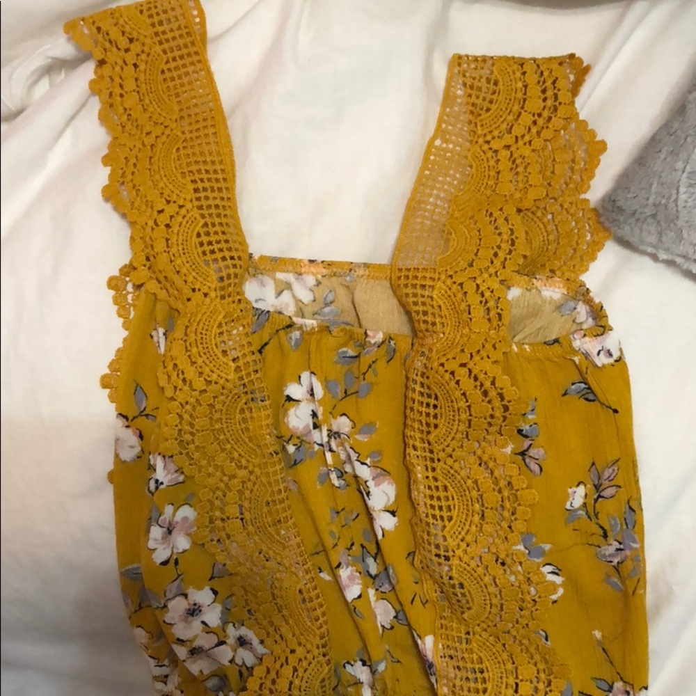 Crop top - Picture 4 of 4